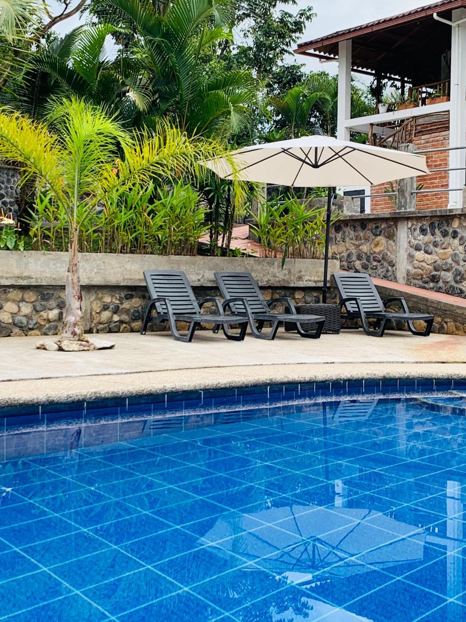 La Casa Del Rio B&B Puyo Bagian luar foto